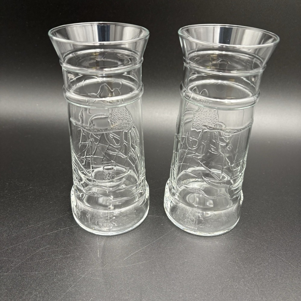 Red Lobster Embossed Lighthouse Crabfest Glass Set of 2 Crab Sailboat NICE